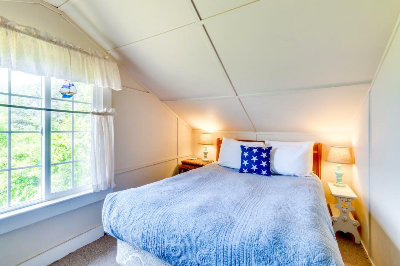 Happy Camp Beachfront Cabin Netarts Bagian luar foto